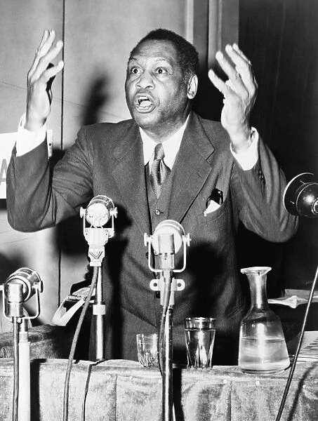 PAUL ROBESON (1898-1976). American actor and singer