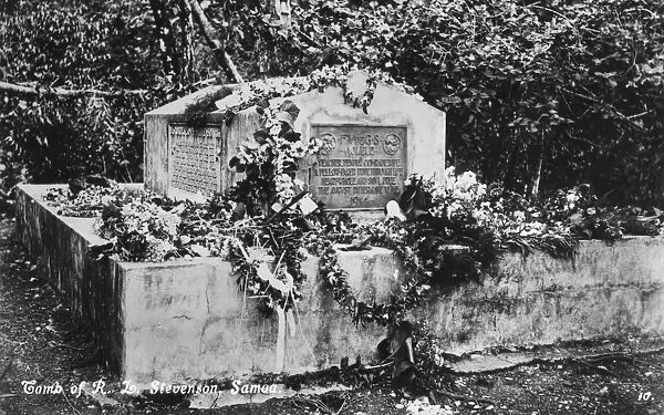 ROBERT LOUIS STEVENSON (1850-1894). Scottish man of letters. Stevensons tomb on Samoa