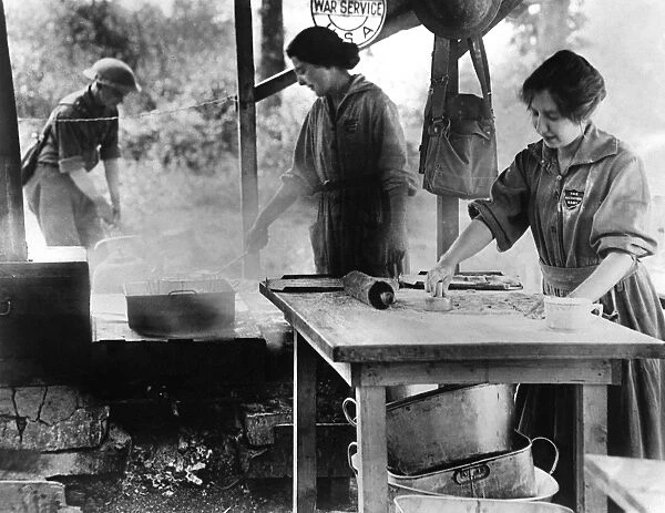 SALVATION ARMY, 1918. Women workers of the Salvation Army War Service making doughnuts for American soldiers during World War I, 1918