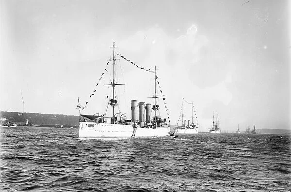 SMS DRESDEN. German Imperial Navy light cruiser. Photograph, early 20th century