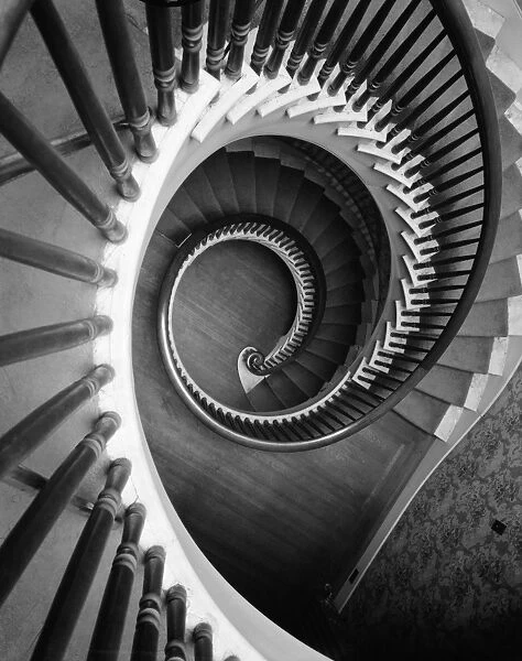 SPIRAL STAIRCASE. The staircase in the Mills-Stebbins House in Springfield, Massachusetts
