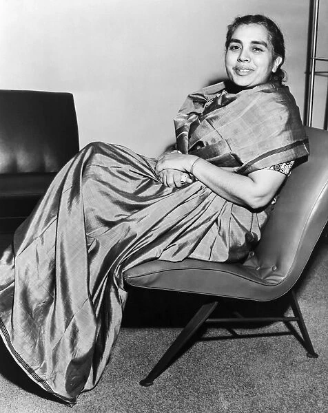 SUSHILA NAYAR (1914-2001). Indian doctor and personal physician to Mahatma Gandhi