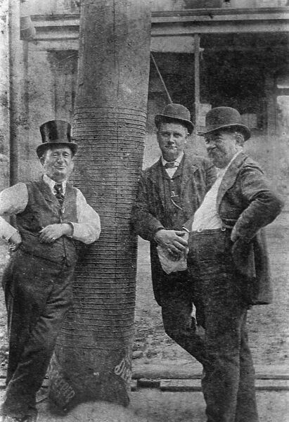 TEXAS: GALVESTON, 1900. I. Lovenberg, Charles Vidor and Milton Potter talking