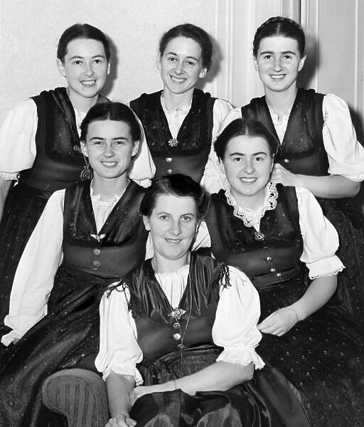 TRAPP FAMILY, 1940. Maria von Trapp (center) with five of her daughters. Front row