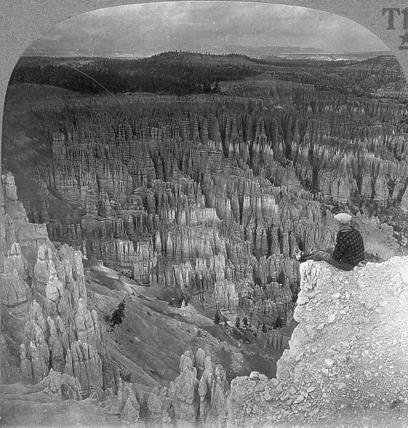 UTAH: BRYCE CANYON. Looking northeast across The Silent City from the rim of Bryce Canyon