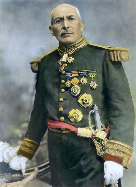 VICTORIANO HUERTA (1854-1916). Mexican soldier and politician. Oil over photograph