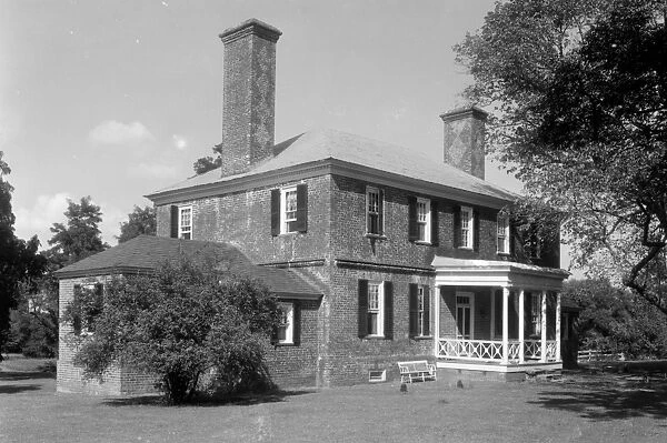 VIRGINIA: BROOKEs BANK. Brookes Bank, a plantation home built in 1751 in Essex County, Virginia