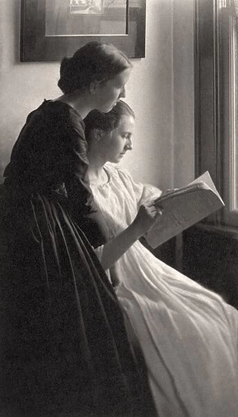 WHITE: READERS, 1897. The Readers. Palladium print by Clarence White, 1897