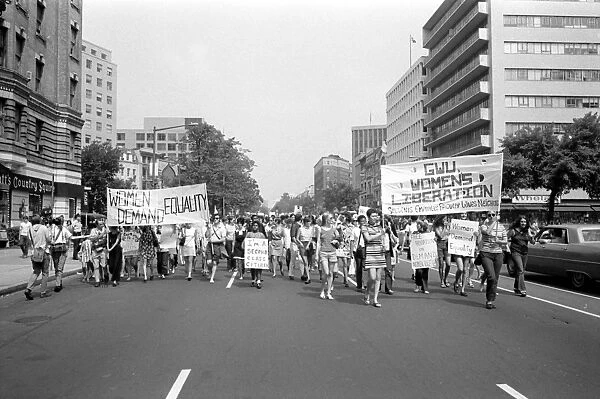 WOMENs RIGHTS MARCH, 1970. Womens rights proponents marching down Connecticut