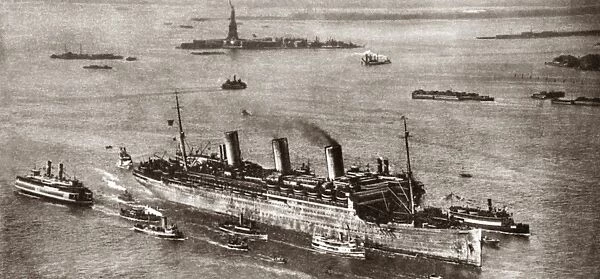 WORLD WAR I: LEVIATHAN. The Leviathan, formally German steamer Vaterland loaded