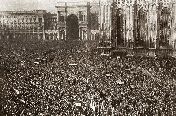 WORLD WAR I: MILAN, 1919. Crowd gathers to greet President Wilson in Milan, Italy