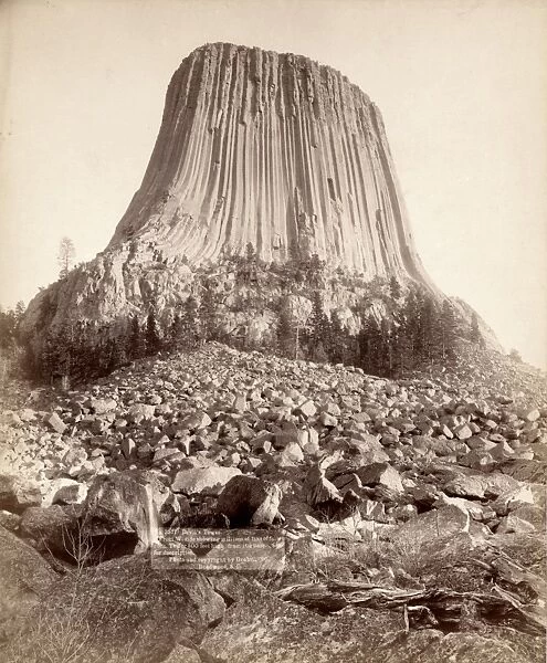 WYOMING: DEVILs TOWER. A view of Devils Tower in Hullet, Wyoming. Photograph by John C