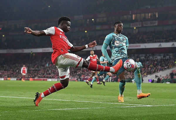 Arsenal's Bukayo Saka vs. Southampton's Amel Bella-Kotchap: A Premier League Face-Off at Emirates Stadium
