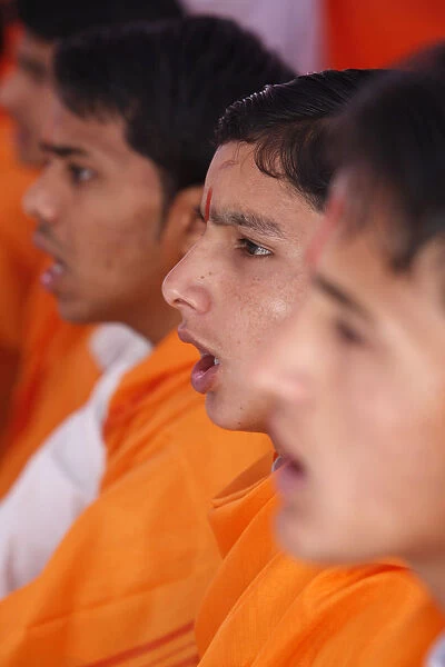Brahmachari (Hindu temple students) chanting mantras