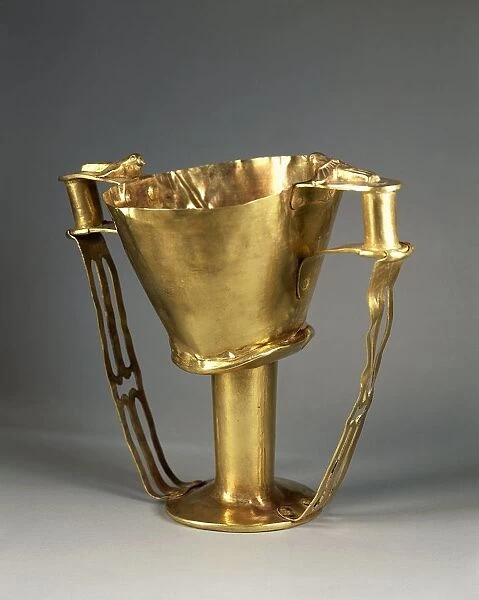 Golden goblet with birds on the handles, known as Cup of Nestor from Greece, Mycenae, Grave Circle A, Tomb IV