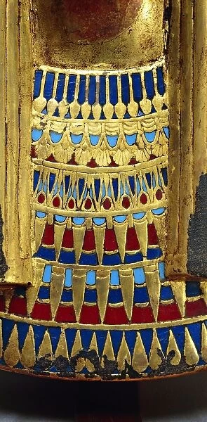 Kingdom of Amenhotep III. Burial mask of Tuya made of plastered cloth, gold leaf, vitreous pastes and alabaster from Thebes, tomb of Yuya and Tuya, detail, necklace