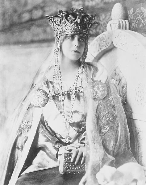 Queen of Romania In Coronation Dress A fine photograph of her Majesty, the Queen