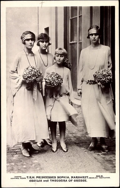 Ak Princesses Sophia, Margaret, Cecilie and Theodora of Greece (b  /  w photo)