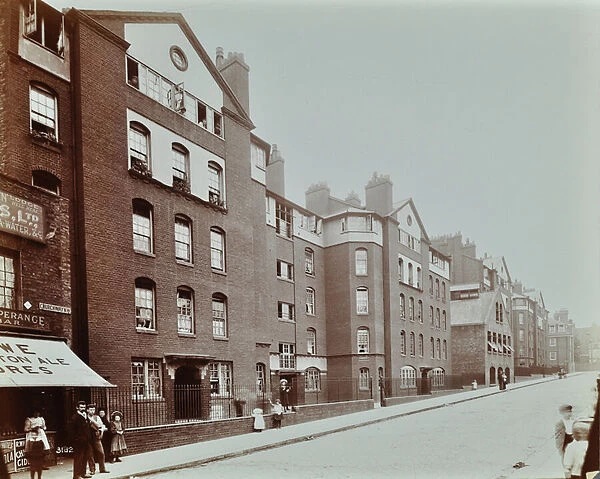Churchway Estate: Churchway Dwellings, London, 1905 (b  /  w photo)