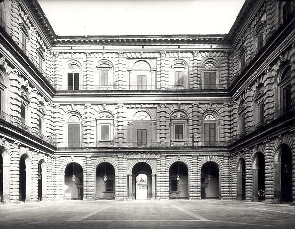 Courtyard of Palazzo Pitti (b  /  w photo)