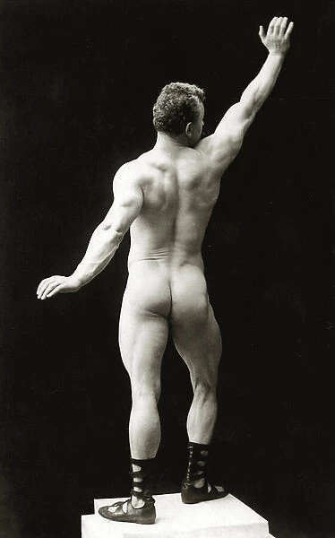 Eugen Sandow, in classical ancient Greco-Roman pose, c. 1894 (b  /  w photo)