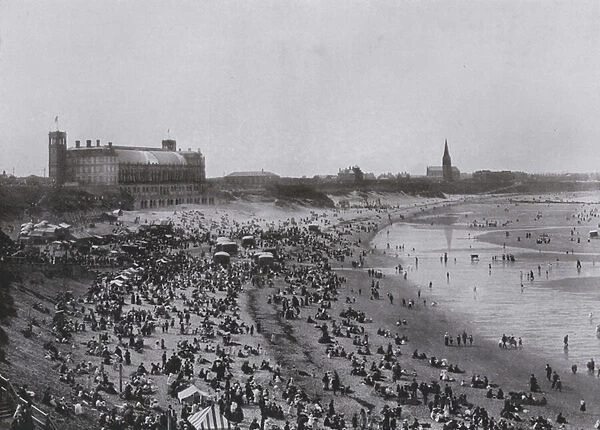 The Long Sands, Tynemouth (b  /  w photo)