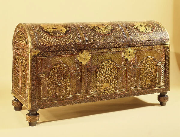 Namban Japanese export chest (lacquer and mother-of-pearl)