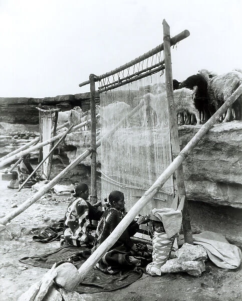 Navajo weavers, c. 1914 (b  /  w photo)