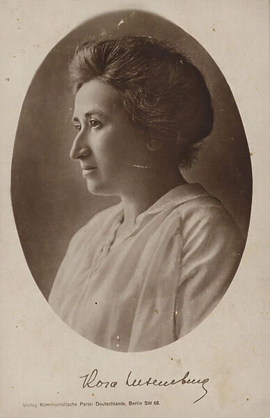 Rosa Luxemburg (b  /  w photo)