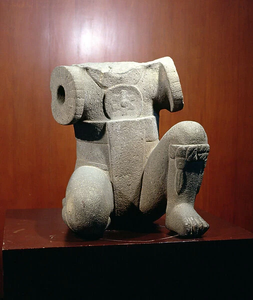 Statue 34 from San Lorenzo Tenochtitlan, Veracruz state, Pre-Classic Period (stone)