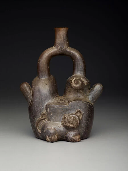 Stirrup-spout vessel depicting felines and cacti, Early Horizon, c. 900-200 BC (ceramic)