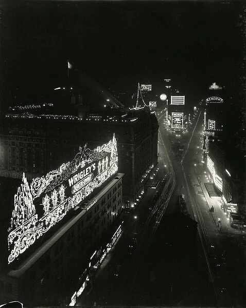 Times Square, from the 16th floor of the Times Building, 1917 (b  /  w photo)