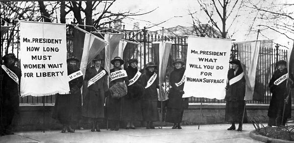 Women suffragists picketing in front of the White House, Washington DC, pub