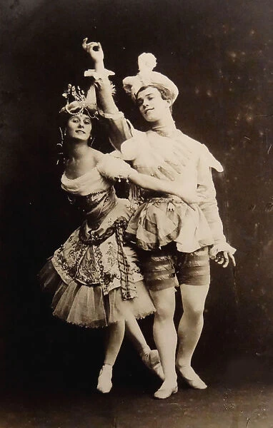 Anna Pavlova and Vaslav Nijinsky in the ballet Le Pavillon d Armide by Nikolai Tcherepnin, 1907. Artist: Fischer, Karl August (1859-after 1923)