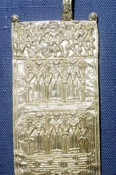 Detail of Gold bracelet from Praeneste, Etruscan Jewellery, 7th century BC