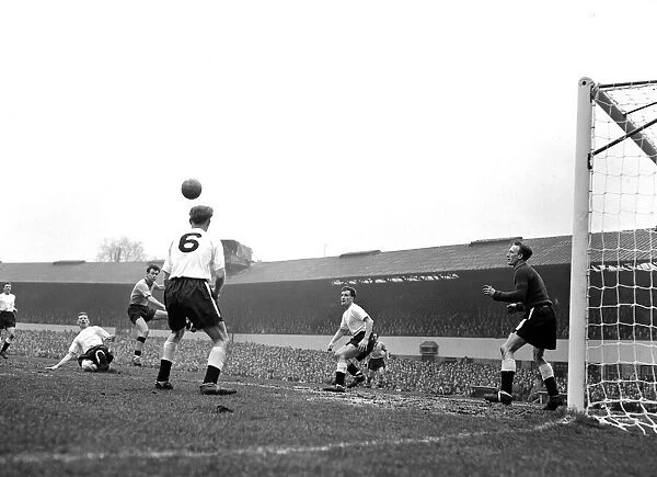 Division 1. Wolverhampton Wanderers 5 v. Luton 0. 18th April 1959