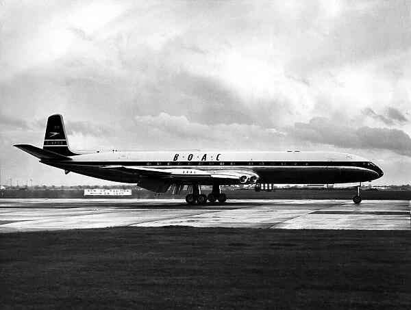 De Havilland Comet 4 (Delta Bravo), of the B. O. A. C. airline landing at London Airport