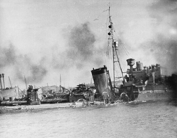 HMS Kelly returns to the River Tyne after being torpedoed off the coast of Norway