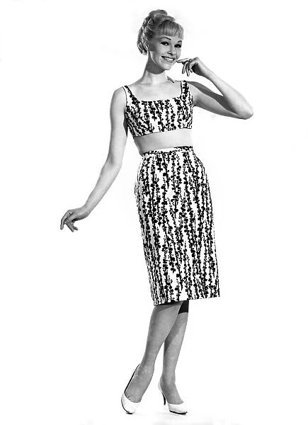 Reveille Fashions: Jo Waring. May 1963 P007669