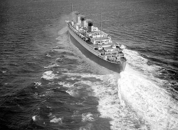 Ship Queen Mary May 1936 - RMS Queen Mary steams across the Atlantic Ocean on her maiden