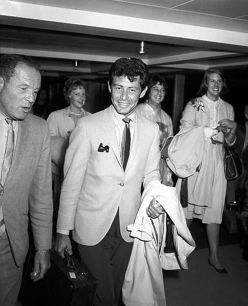 Singer Eddie Fisher arrives at London Airport June 1962 Eddie Fisher was one of