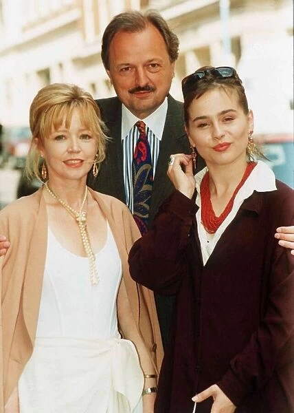 Tara Fitzgerald with Peter Bowles and Angharad Rees 1992