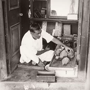 1940s East Africa - betel nut seller, Mombasa, Kenya