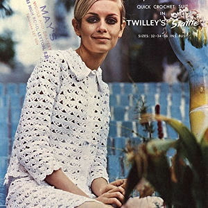 1960s knitting crochet pattern for dress modelled by Twiggy