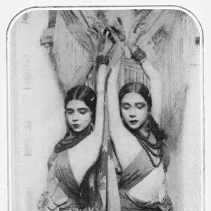 The dancing Triana sisters Maura and Renee, 1929