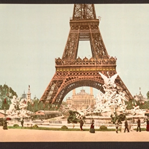 Eiffel Tower and fountain, Exposition Universal, 1900, Paris