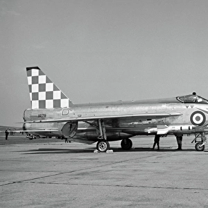 English Electric Lightning F. 3 XR719 56 Sqn RAF Lakenheath 1