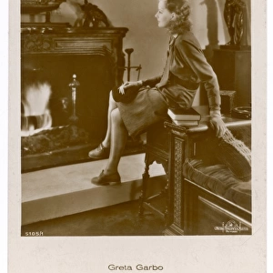 Greta Garbo / Postcard