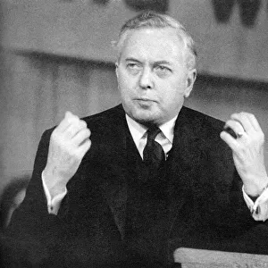 Harold Wilson makes speech during the general election