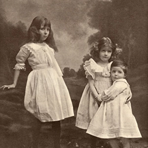 Lord Buckhurst, Lady Myra (Idina) and Lady Avice Sackville